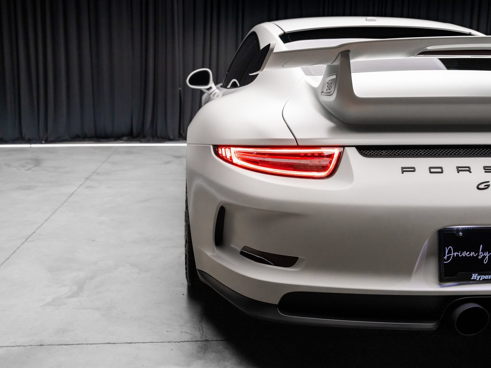 Used 2015 Porsche 911 GT3 w/ Sound Package Plus RWD image 32