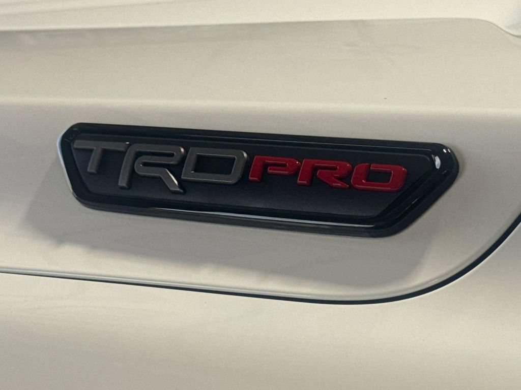 Used 2025 Toyota Tacoma TRD Pro AWD/4WD image 10
