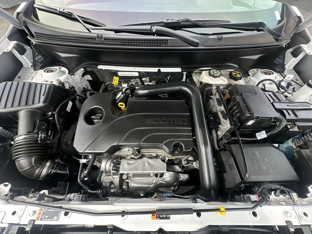 Used 2024 Chevrolet Equinox LT w/ LPO, Floor Liner Package AWD/4WD image 24