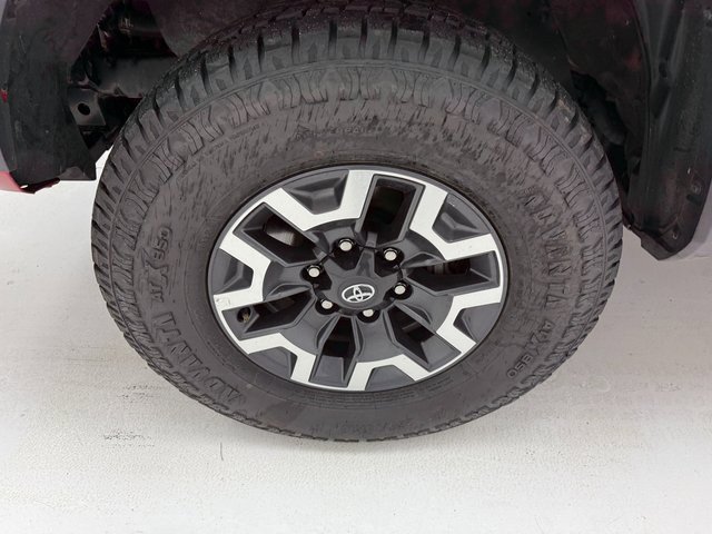Used 2023 Toyota Tacoma TRD Off-Road image 8
