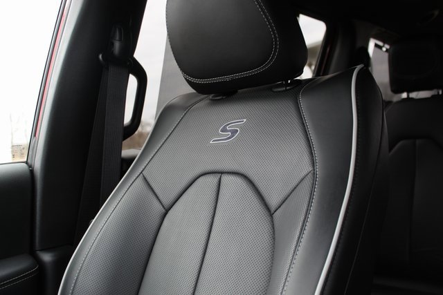 Used 2025 Chrysler Pacifica Limited image 28