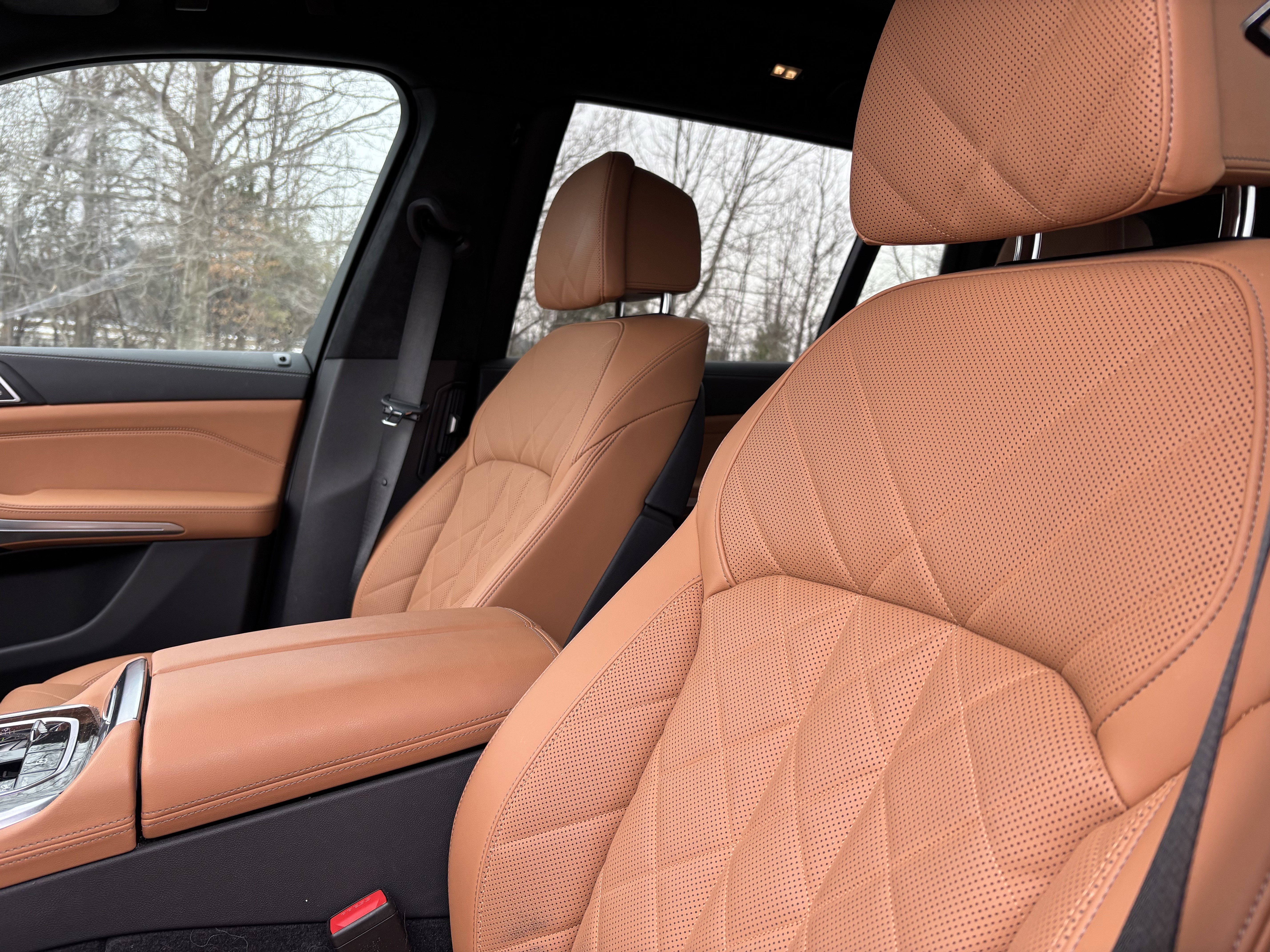 Certified 2024 BMW X7 xDrive40i w/ Executive Package image 16