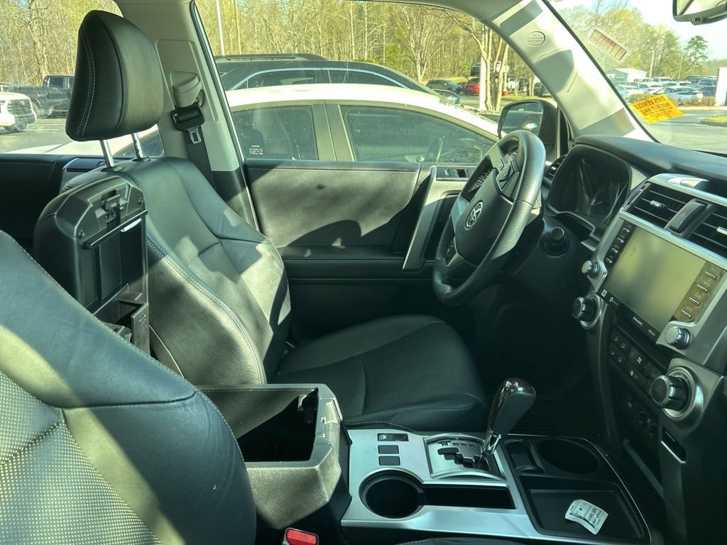 Used 2024 Toyota 4Runner Limited image 4