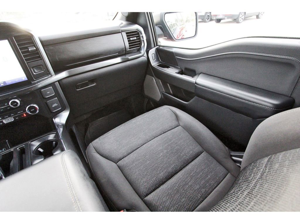 Used 2022 Ford F150 XLT w/ Equipment Group 302A High image 13