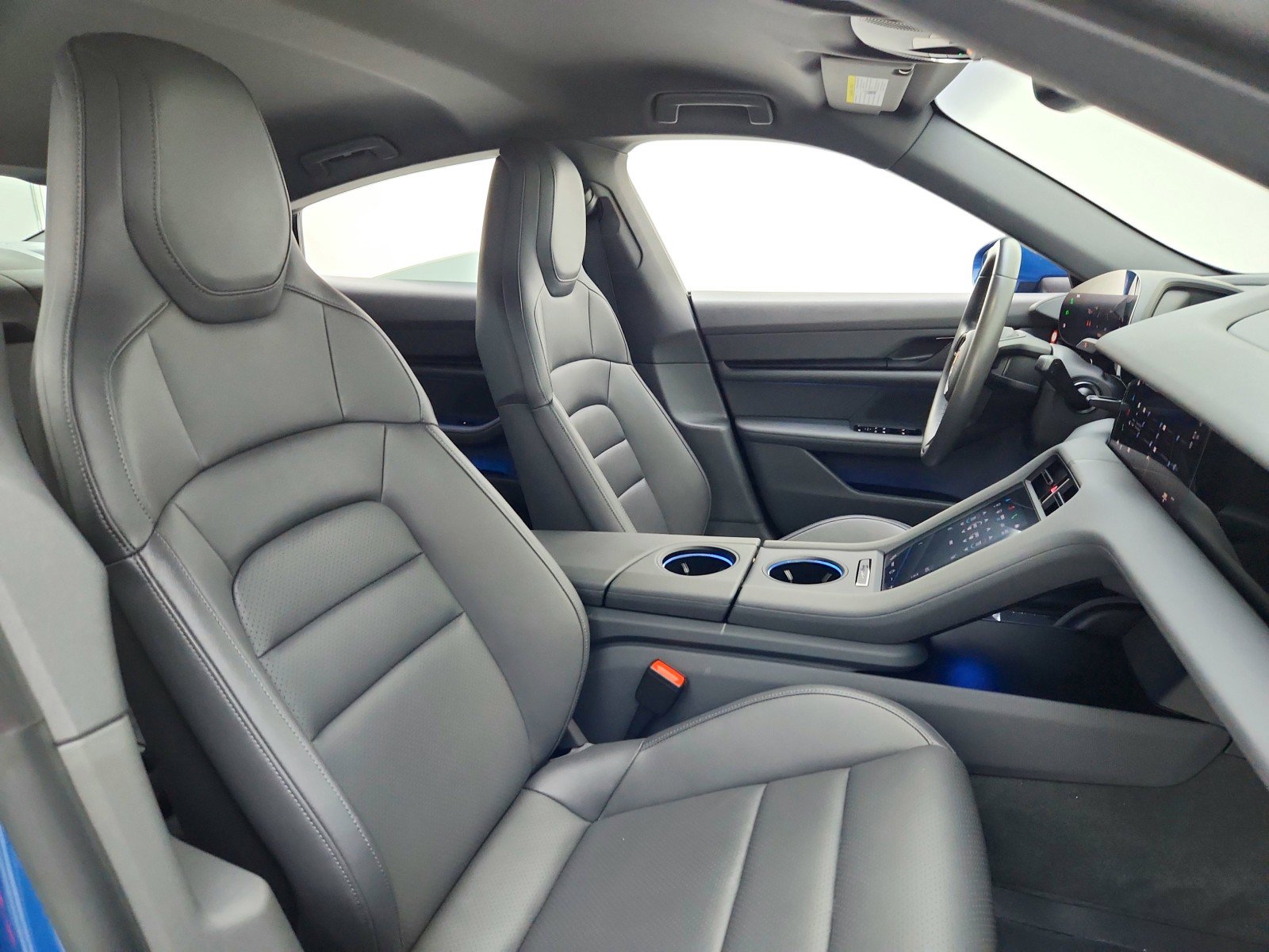 Used 2023 Porsche Taycan RWD image 28