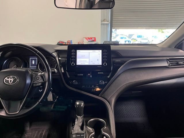 Used 2022 Toyota Camry SE FWD image 20