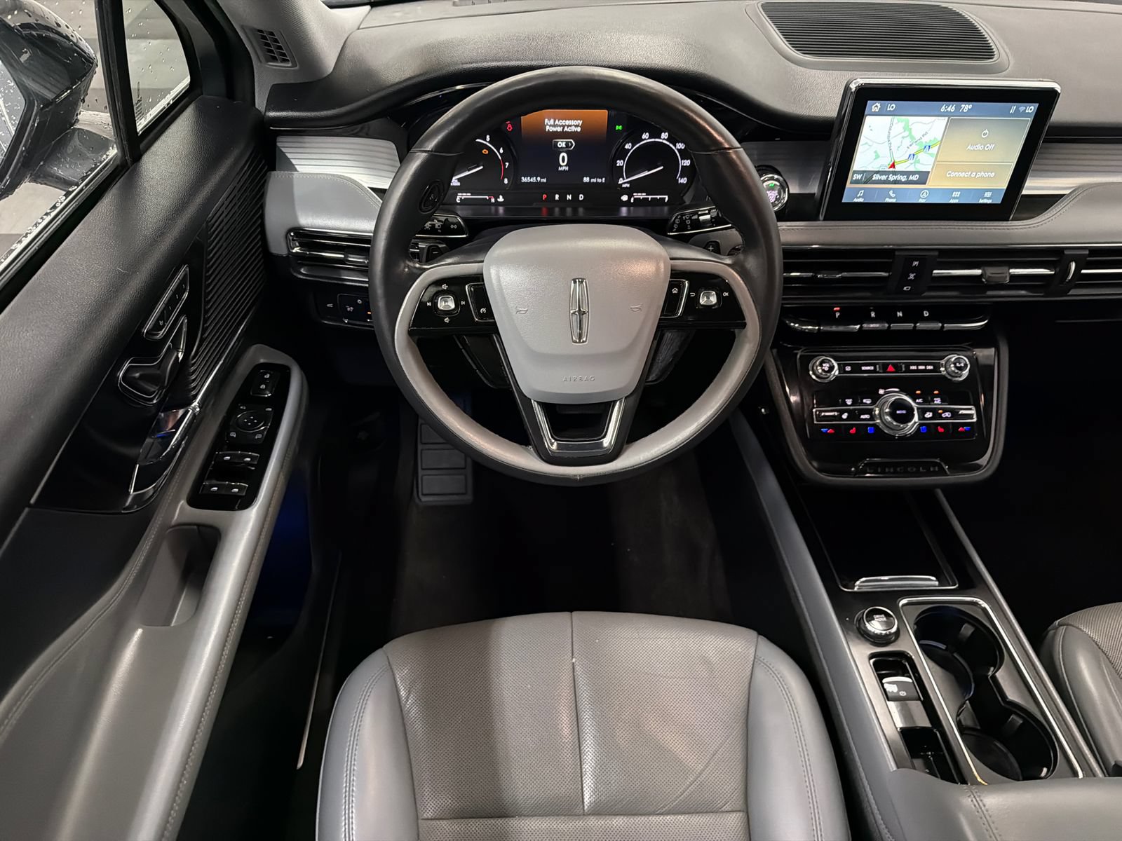 Used 2022 Lincoln Corsair AWD w/ Premium Package image 21