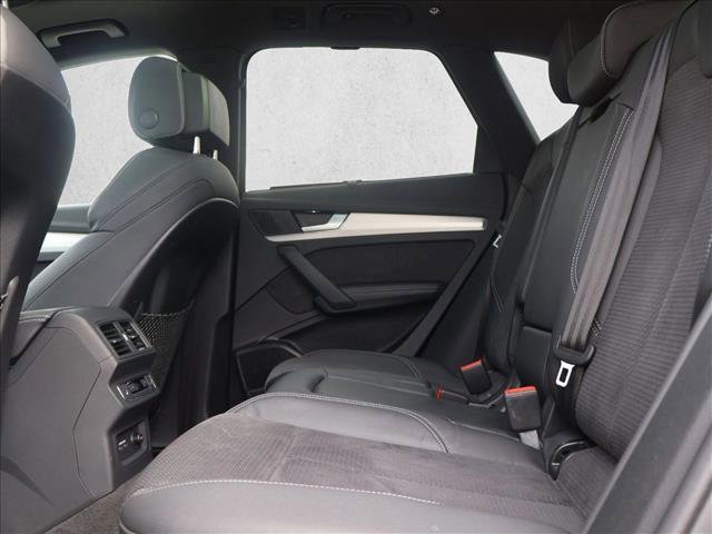 Used 2023 Audi Q5 e Prestige w/ Prestige Package image 25