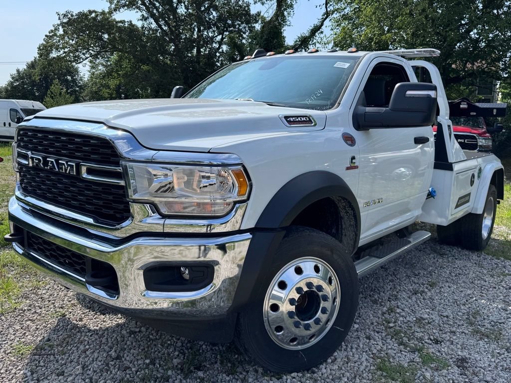 New 2024 RAM 4500 SLT w/ Quick Order Package 2YG SLT AWD/4WD image 4