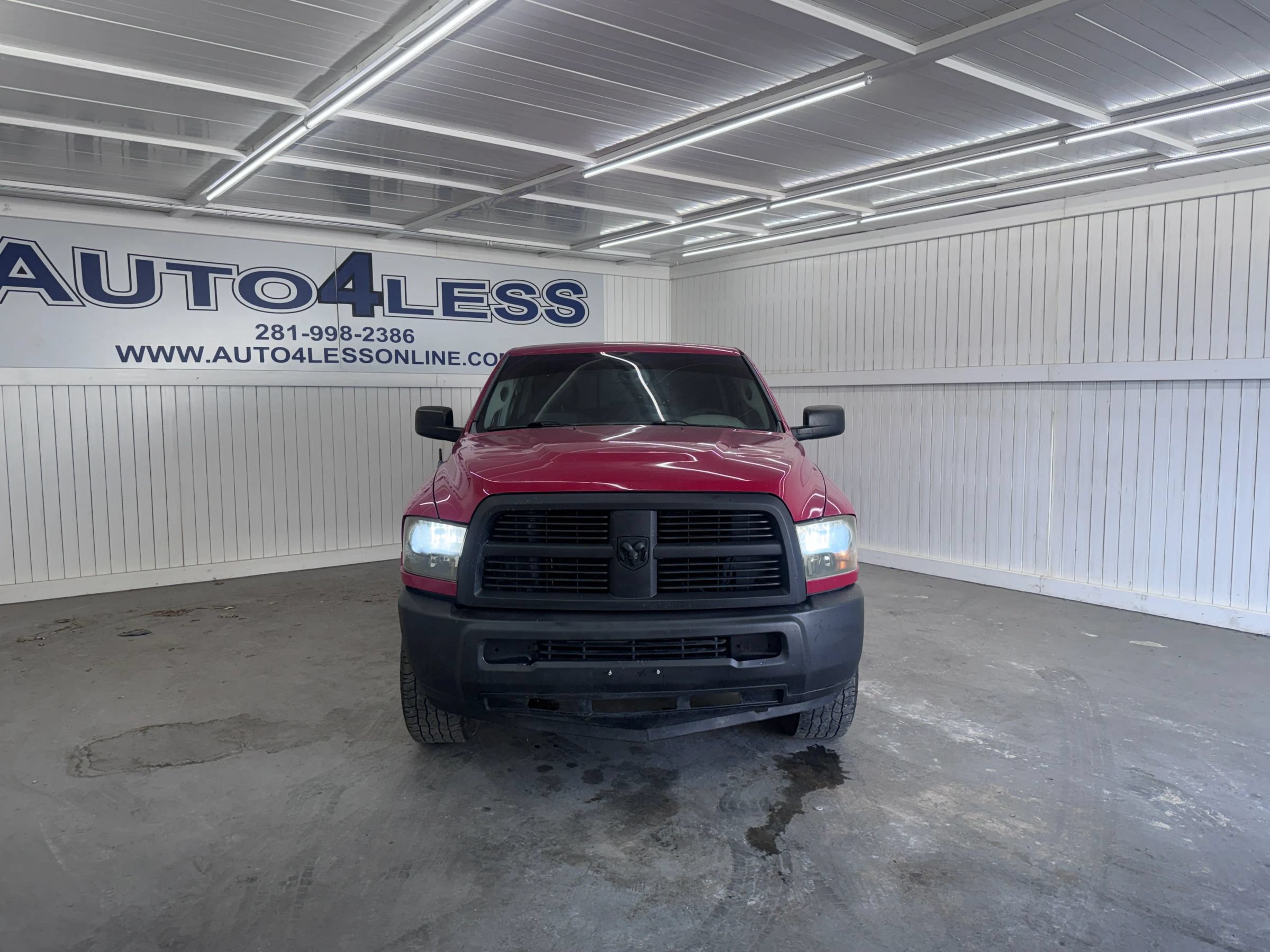 Used 2011 RAM 2500 SLT AWD/4WD image 2