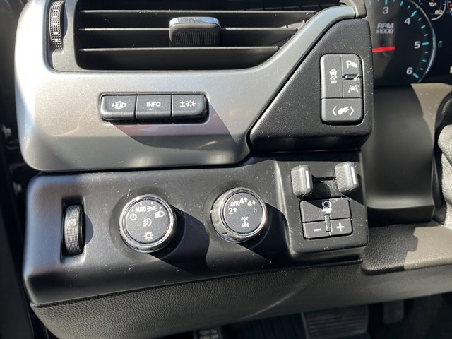 Used 2018 Chevrolet Tahoe Premier image 22