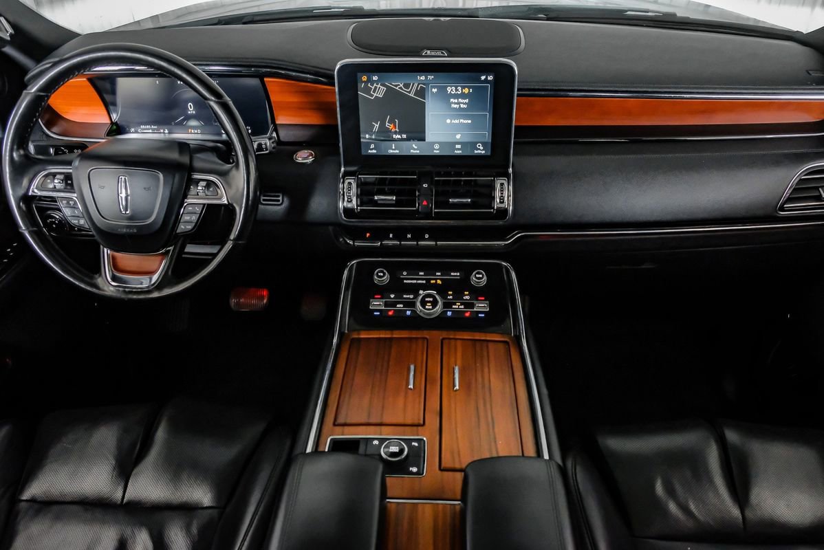 Used 2020 Lincoln Navigator L Reserve image 13