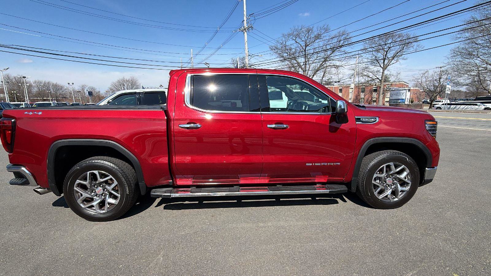 Used 2022 GMC Sierra 1500 SLT w/ Max Trailering Package image 8