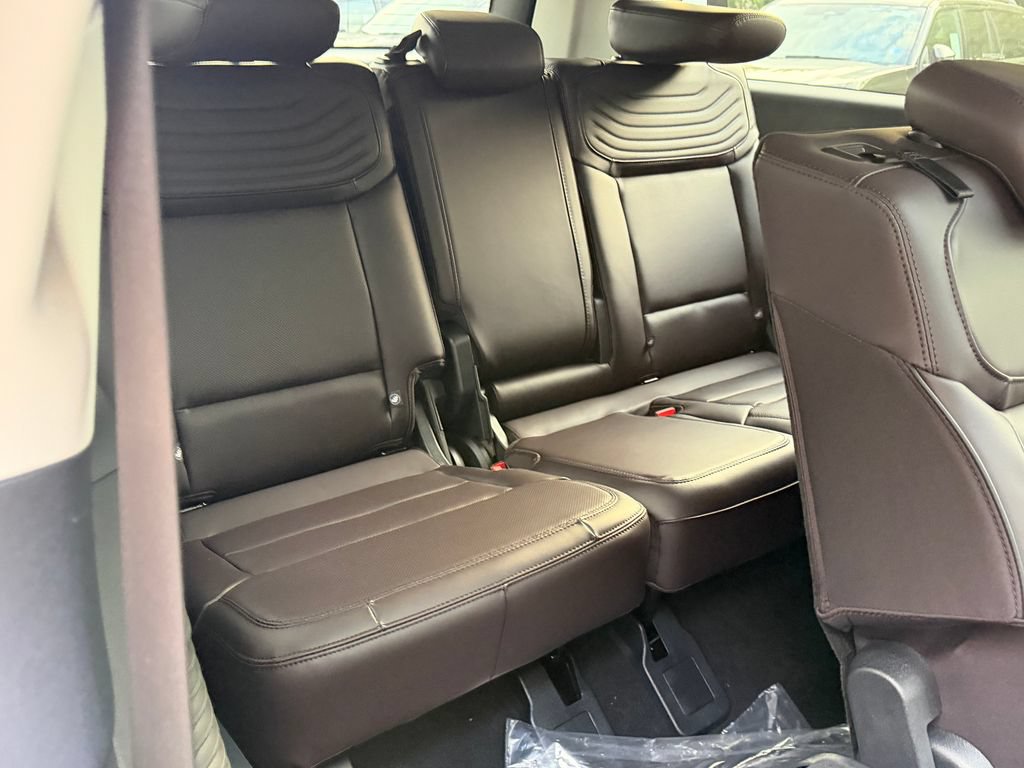 New 2027 Ford Expedition Max Platinum w/ Platinum Ultimate Package AWD/4WD image 21