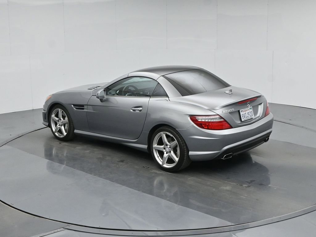 Used 2015 Mercedes-Benz SLK 250 image 37