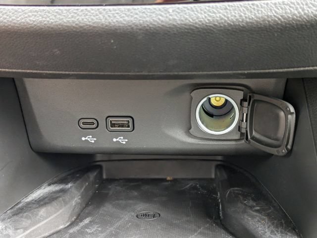 Used 2024 Buick Envista Avenir FWD image 32