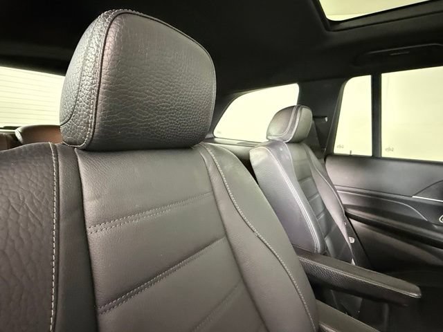Used 2022 Mercedes-Benz GLS 450 4MATIC w/ AMG Line Exterior image 28