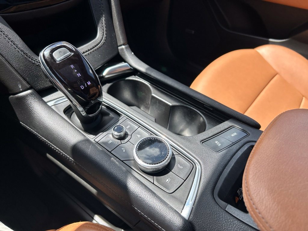 Used 2024 Cadillac XT5 Premium Luxury w/ Technology Package FWD image 38