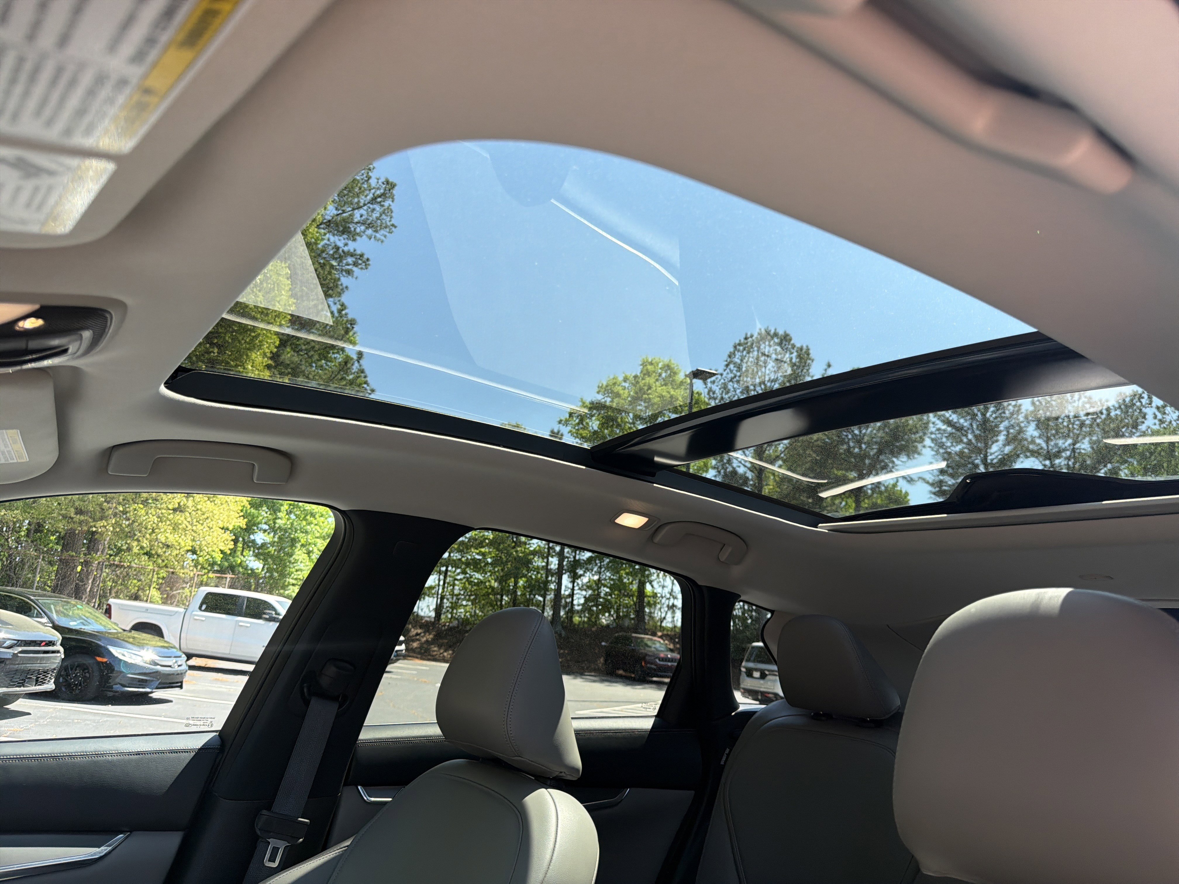 Used 2023 INFINITI QX50 Luxe FWD image 31