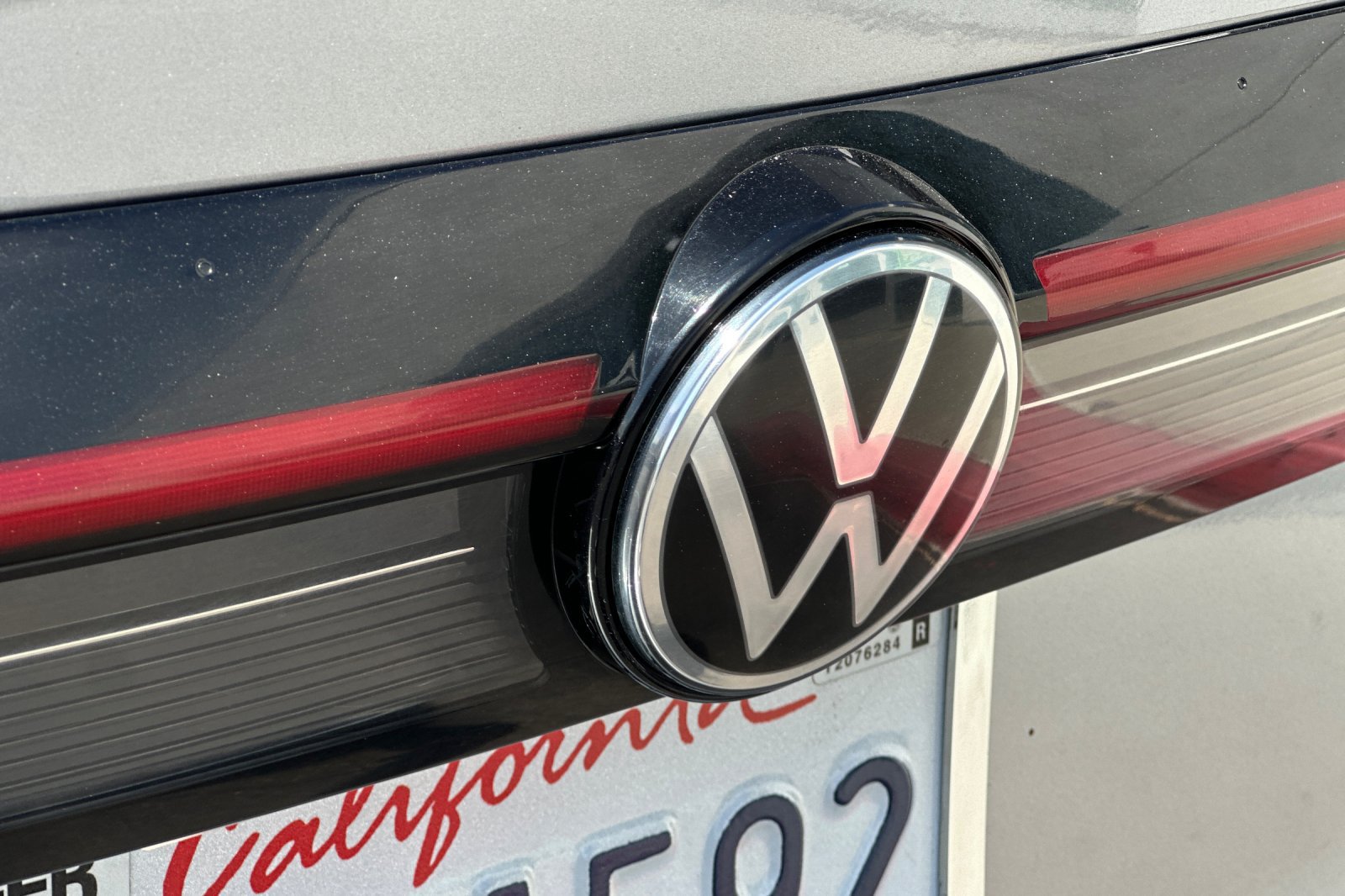 Used 2025 Volkswagen Taos S AWD/4WD image 27