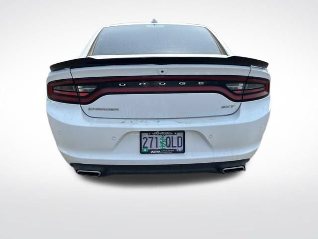 Used 2018 Dodge Charger SXT Plus RWD image 4