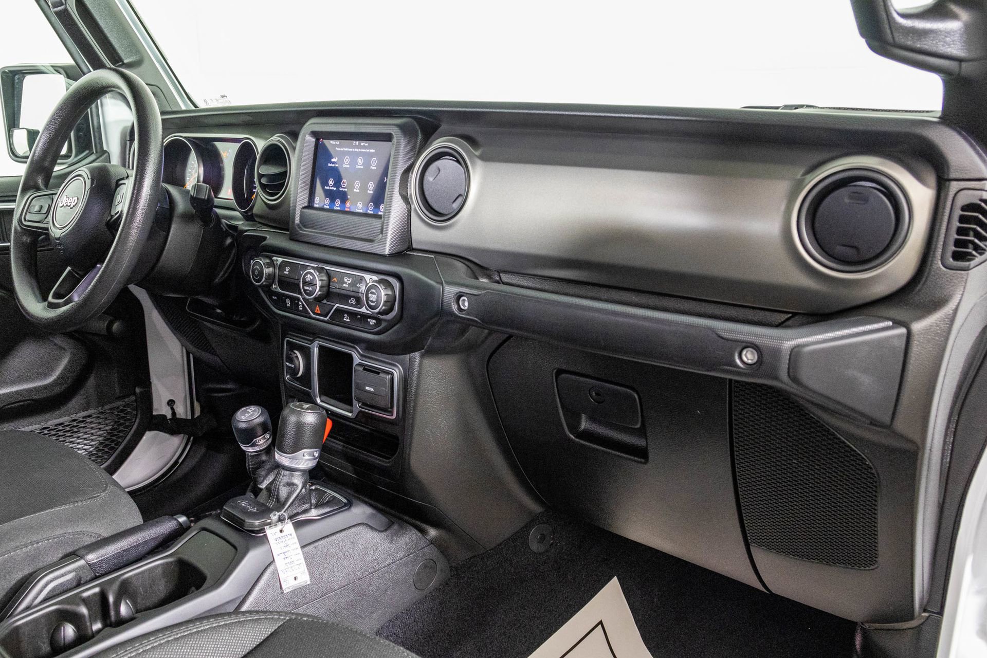 Used 2023 Jeep Gladiator Sport w/ Trailer Tow Package AWD/4WD image 44