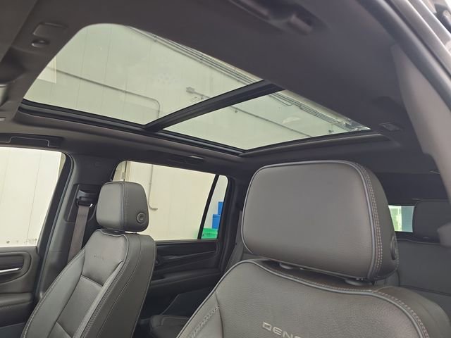 Used 2021 GMC Yukon XL Denali image 21