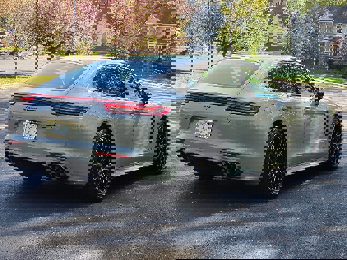 Used 2020 Porsche Panamera 4S image 6