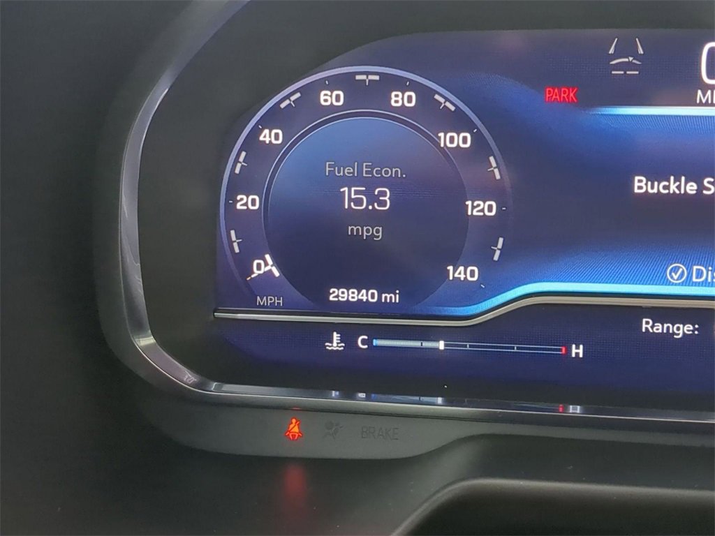 Used 2023 Chevrolet Suburban High Country image 16