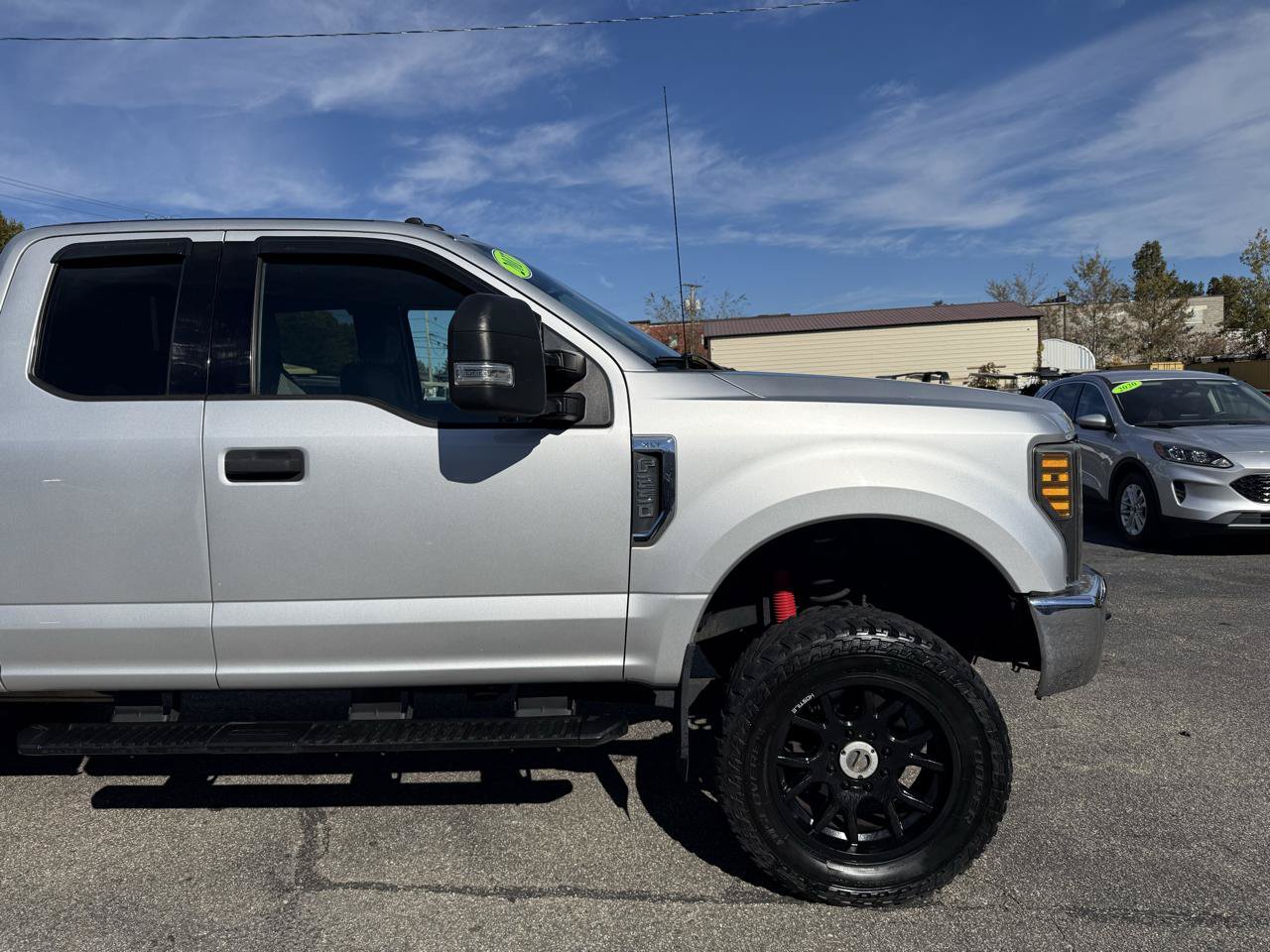 Used 2017 Ford F250 XLT w/ XLT Value Package AWD/4WD image 16