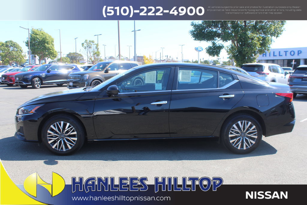 Certified 2025 Nissan Altima 2.5 SV AWD/4WD image 2