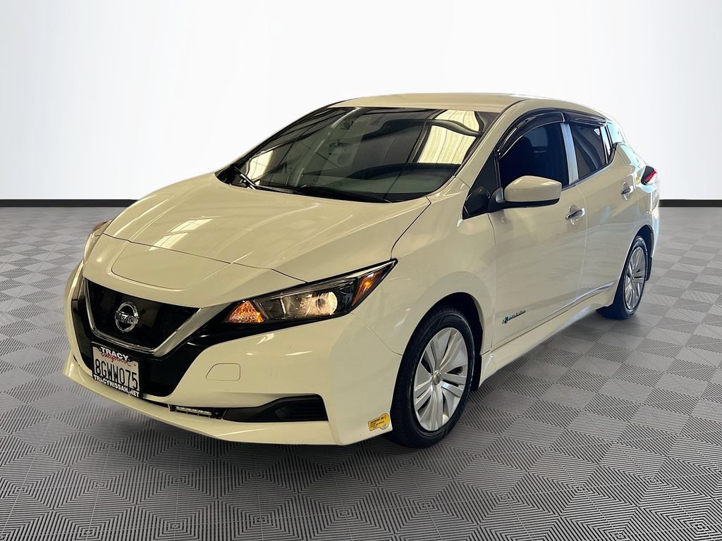 Used 2019 Nissan Leaf S w/ S Charge Package FWD image 3