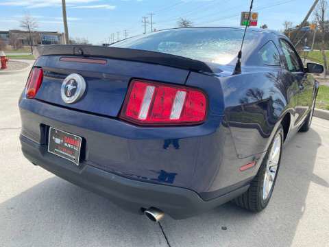 Used 2010 Ford Mustang Coupe image 46