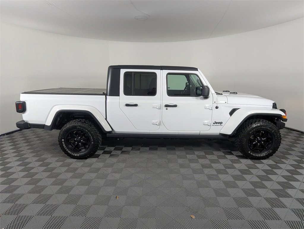 Used 2021 Jeep Gladiator Sport image 4