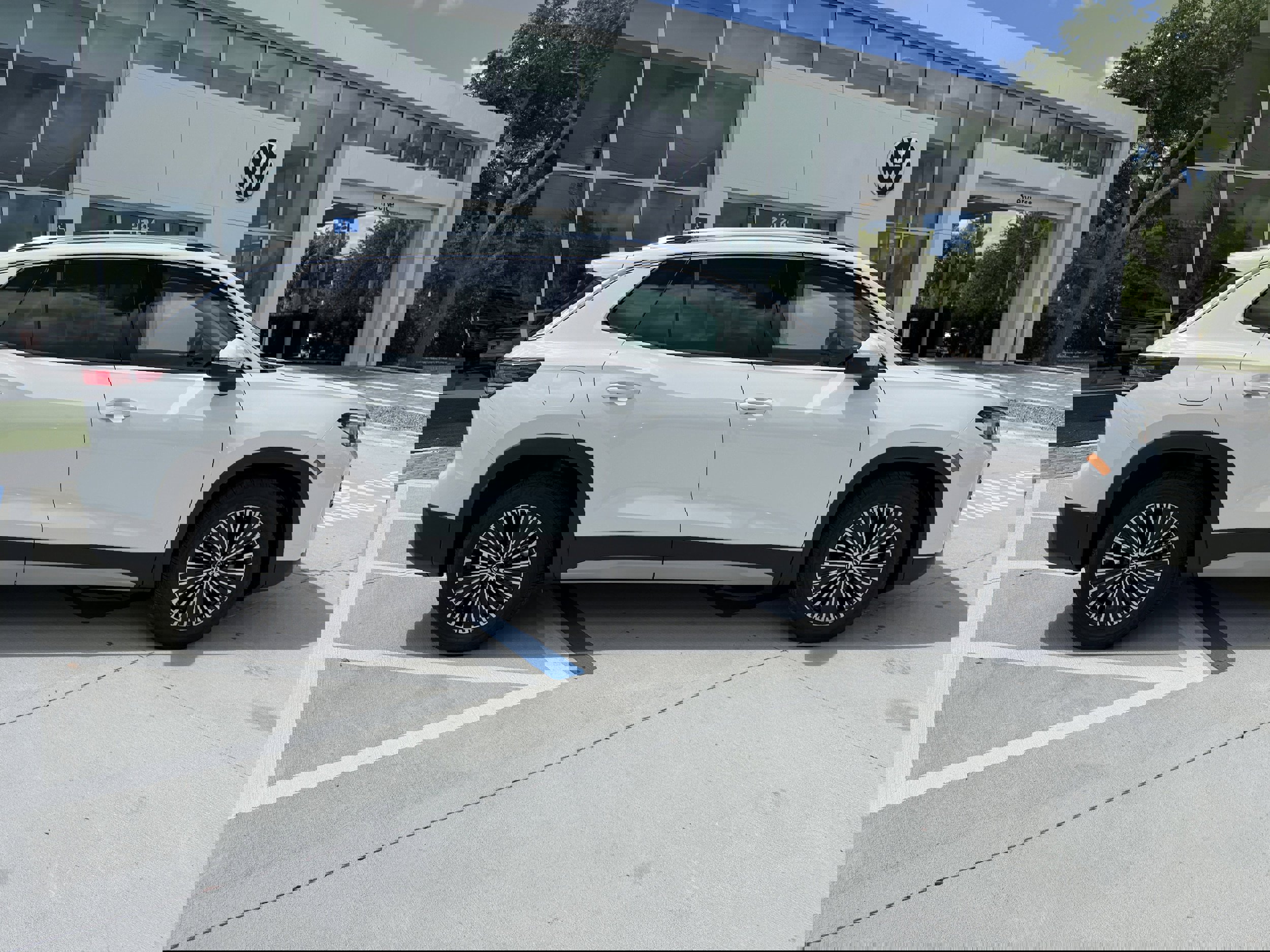 New 2026 Volkswagen Tiguan S image 2