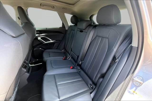 Used 2025 Audi Q5 Premium Plus w/ Premium Plus AWD/4WD image 28