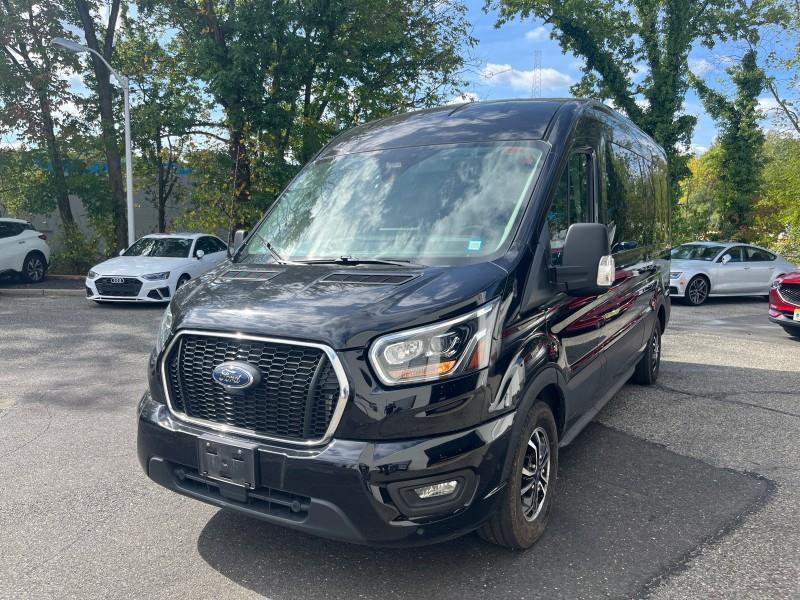 Used 2023 Ford Transit 350 XLT image 3