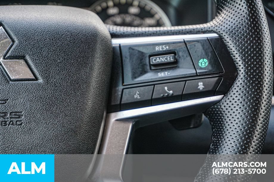 Used 2024 Mitsubishi Outlander SE FWD image 32