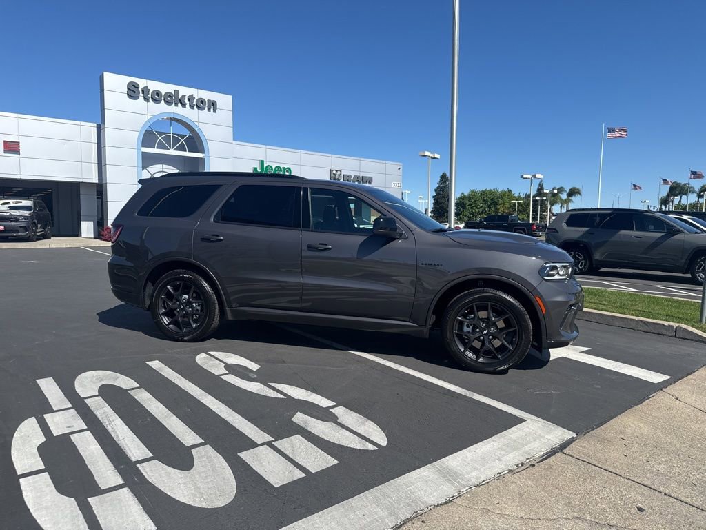 New 2026 Dodge Durango GT w/ Blacktop Package image 3