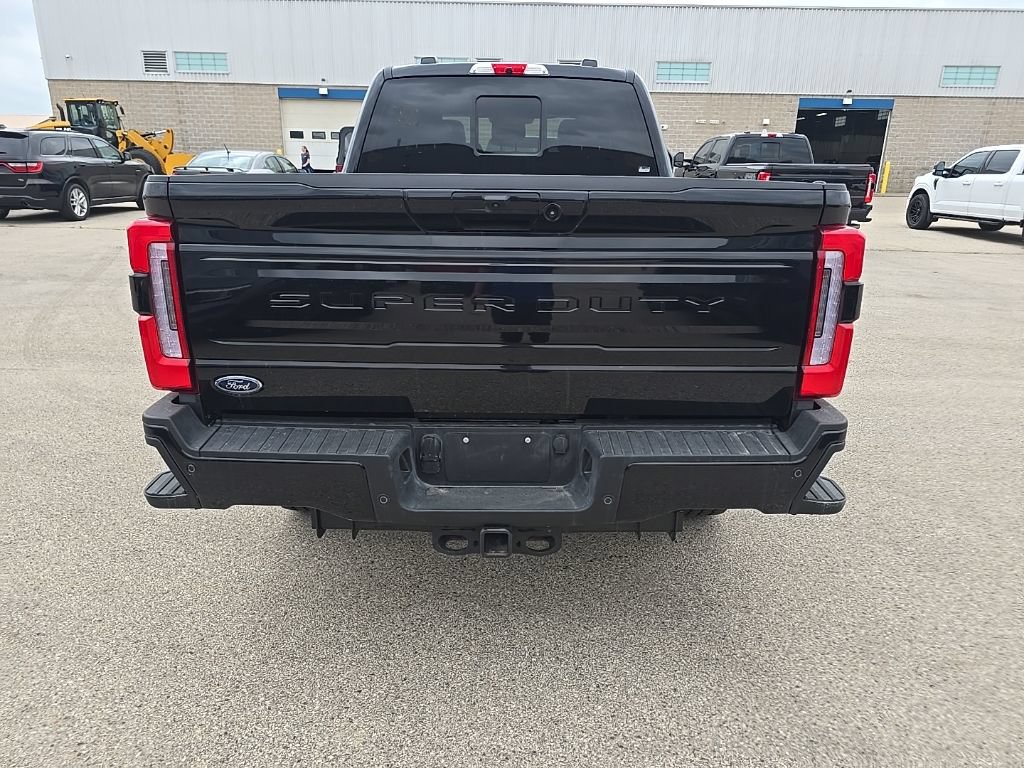 Used 2026 Ford F250 Platinum w/ FX4 Off-Road Package AWD/4WD image 5