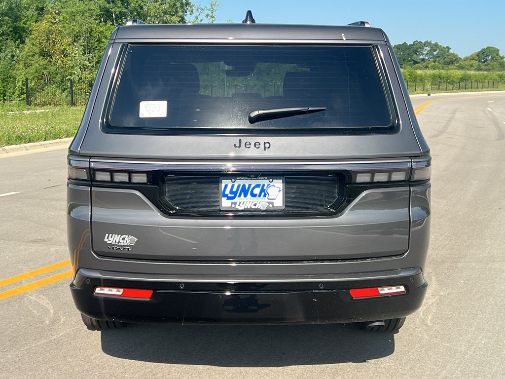 New 2026 Jeep Grand Wagoneer L Limited AWD/4WD image 3
