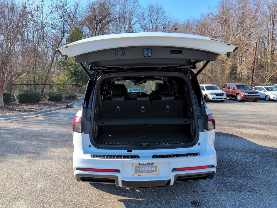 New 2026 INFINITI QX80 Autograph image 24