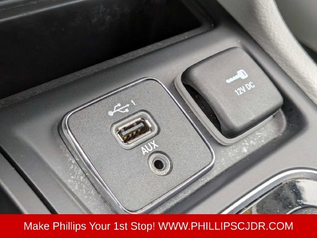 Certified 2019 Jeep Cherokee Limited FWD image 20