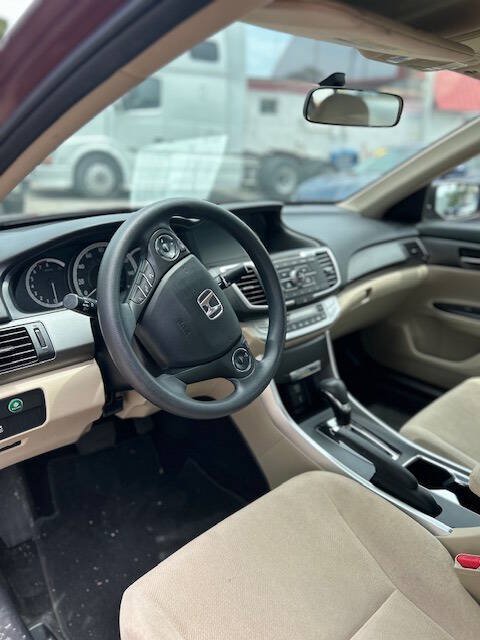 Used 2013 Honda Accord LX image 17