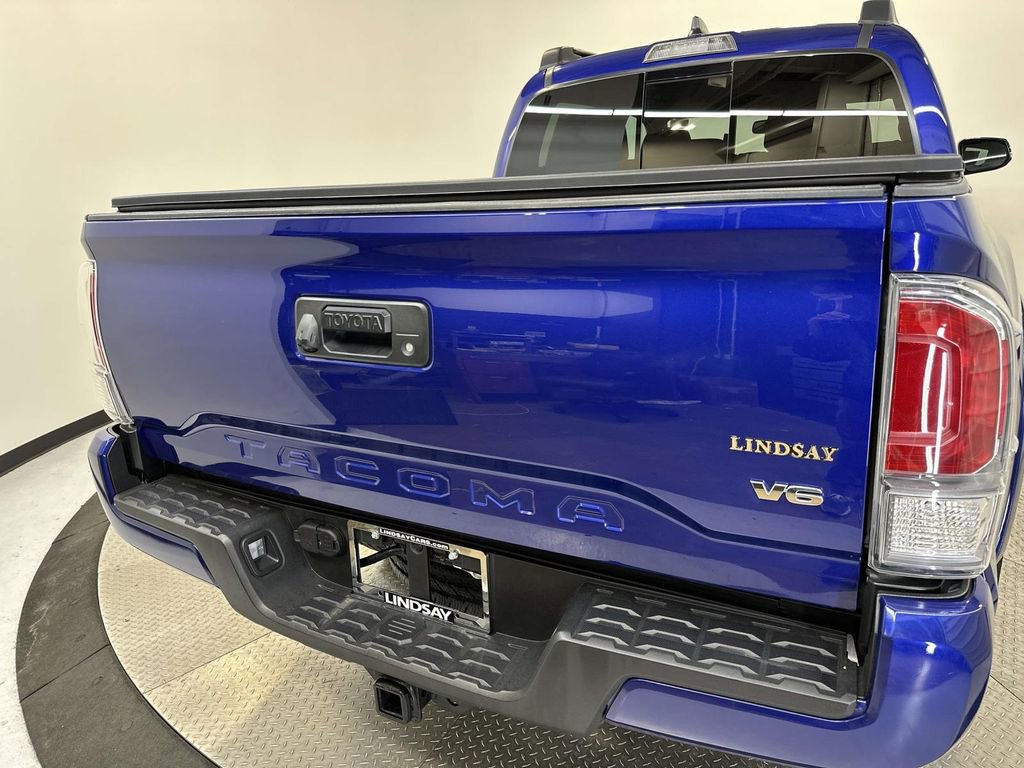 Used 2023 Toyota Tacoma TRD Sport image 8