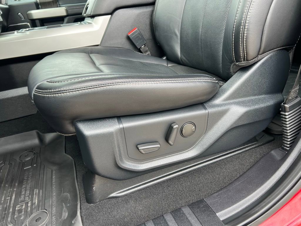 Used 2020 Ford F250 Lariat w/ Chrome Package image 15