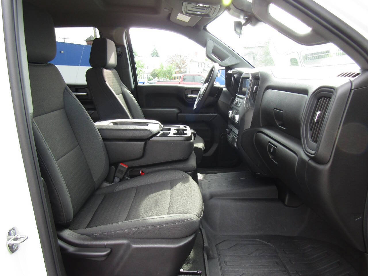 Used 2024 GMC Sierra 1500 Pro w/ Graphite Edition AWD/4WD image 25