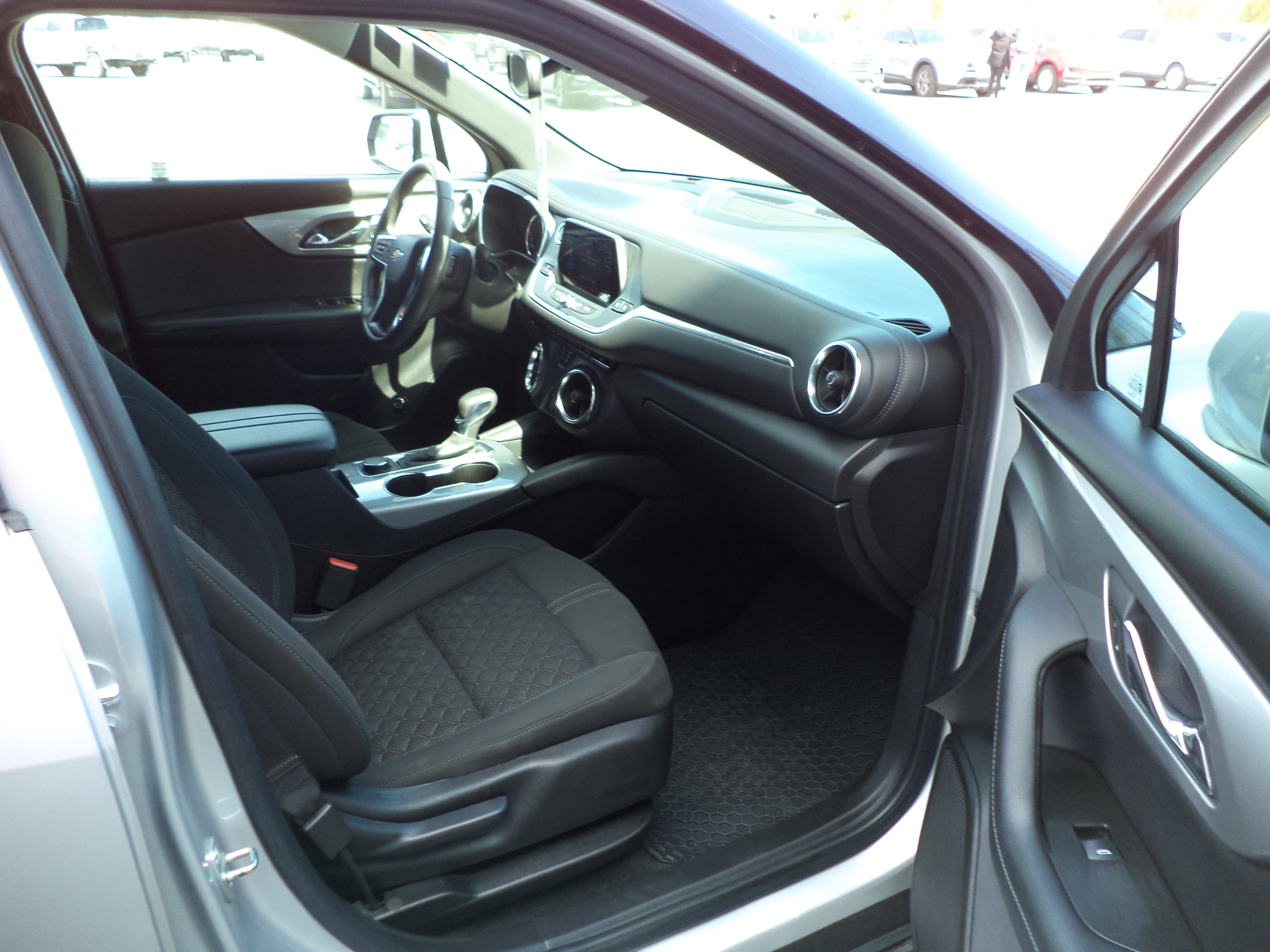 Used 2021 Chevrolet Blazer LT AWD/4WD image 8