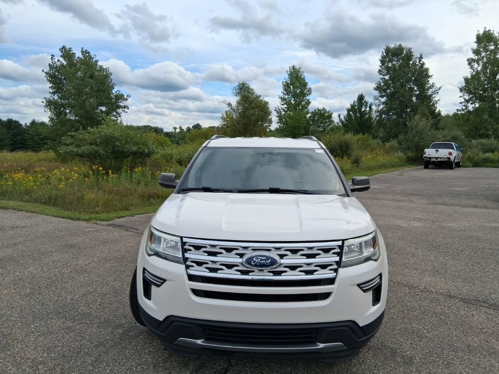 Used 2018 Ford Explorer XLT FWD image 8