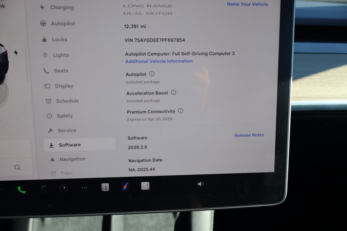 Used 2023 Tesla Model Y Long Range image 11